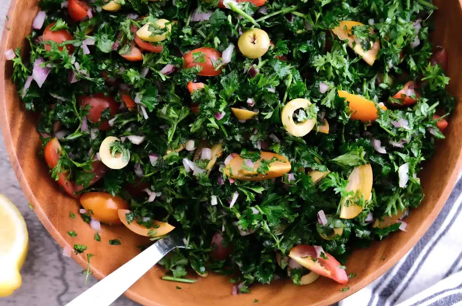 Mediterranean Parsley and Tomato Salad