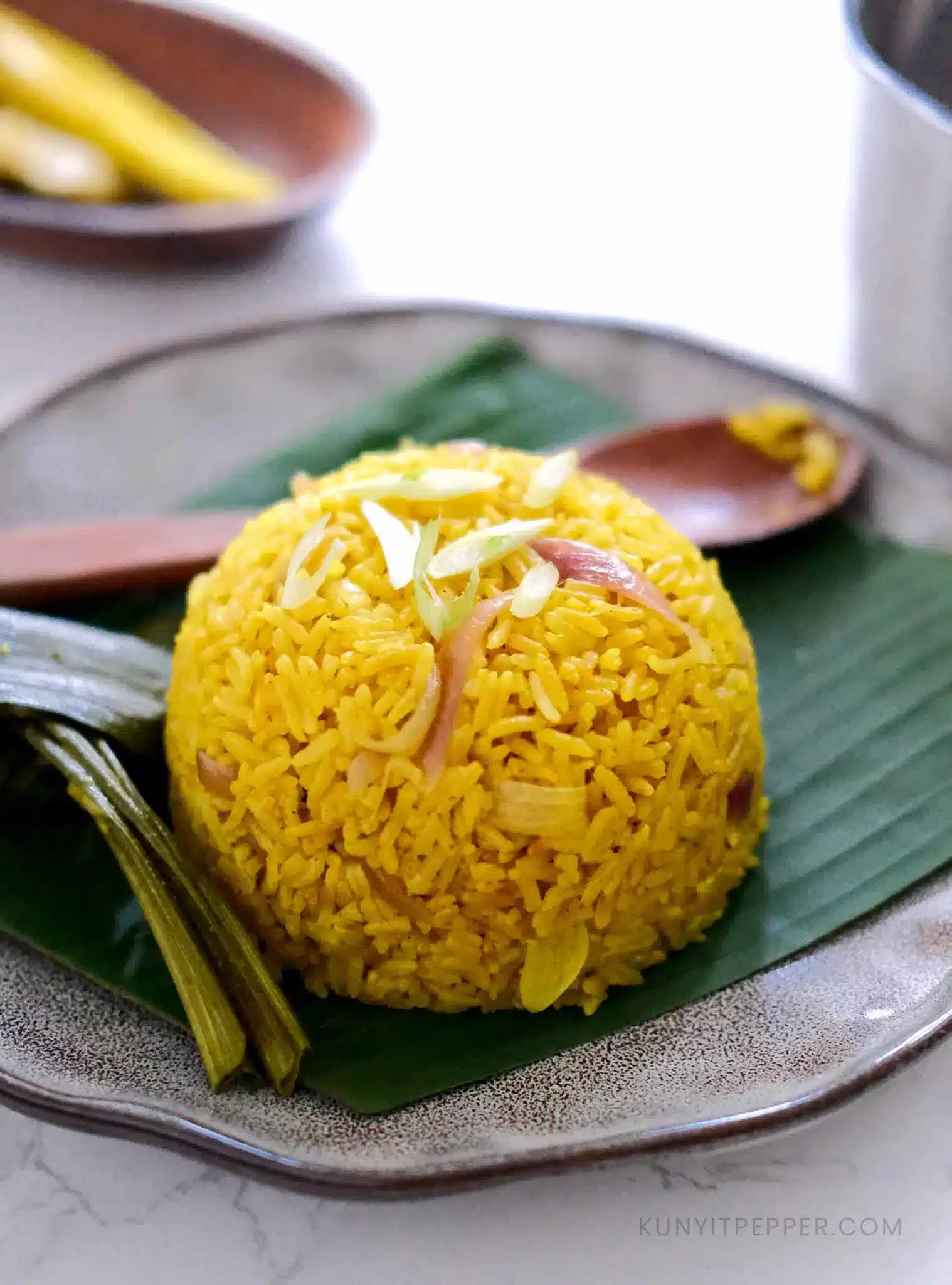 Aromatic Indonesian Turmeric Rice