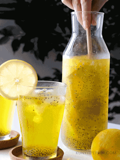 Healthy-Summer-Drinks_Persian-Basil-Seeds-Drink