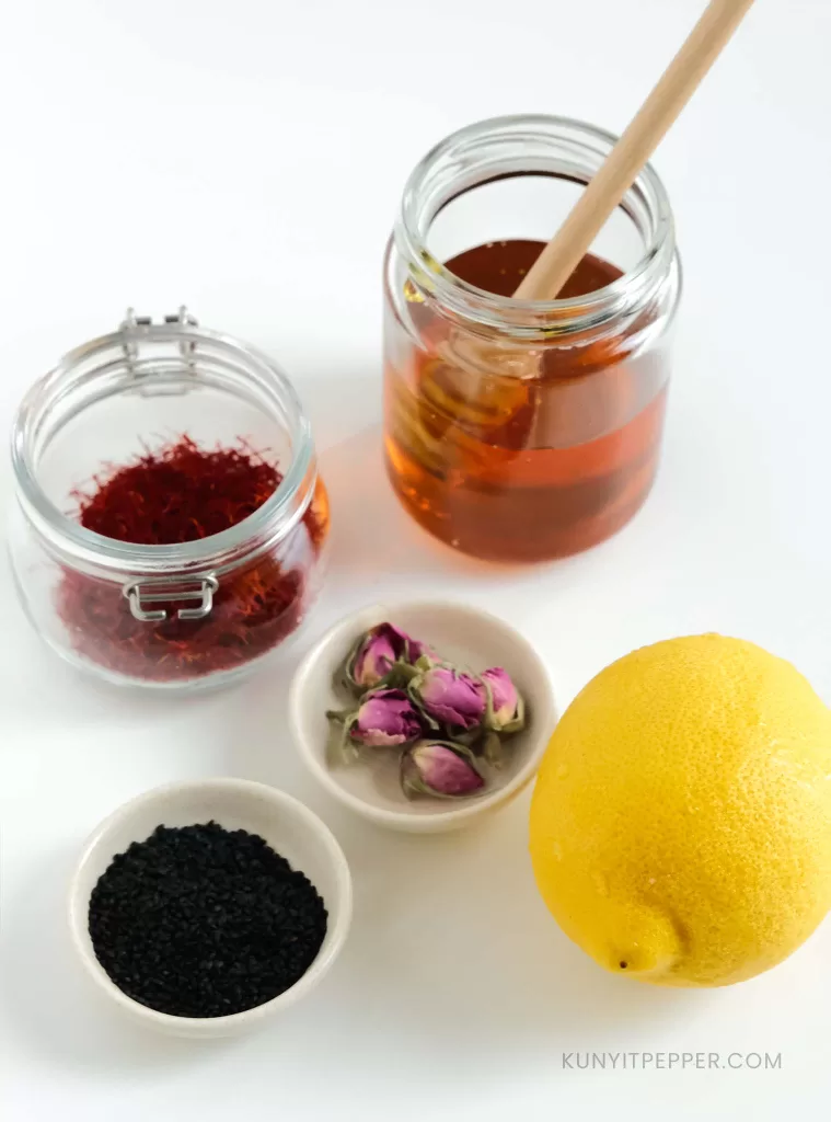 Ingredient to make Persian basil seed drink: Honey, Rose buds, lemon, basil seeds and saffron